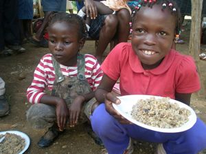Girls_eating